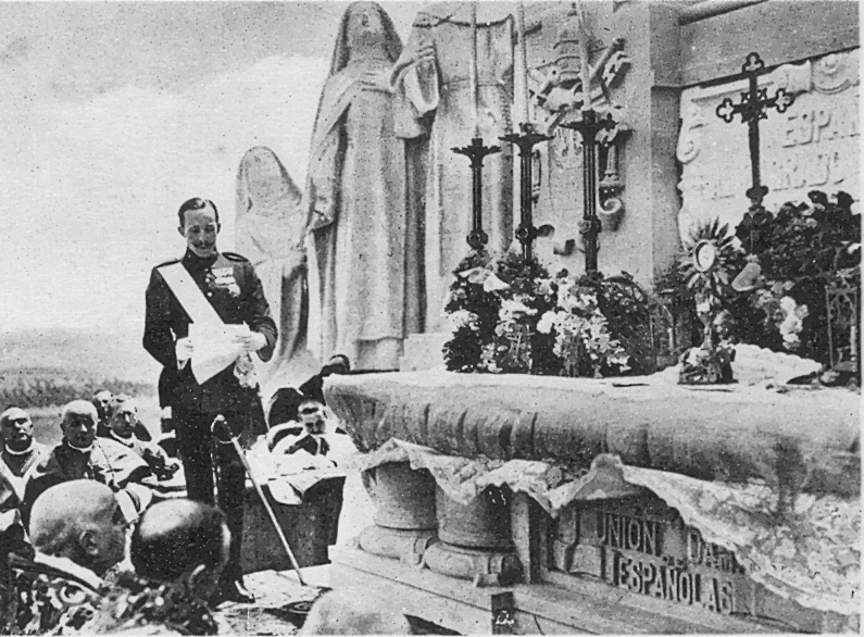 Resultado de imagen para El rey Alfonso XIII leyendo la Consagración de España al Sagrado Corazón de Jesús, el 30 de mayo de 1919, en el Cerro de los Angeles.