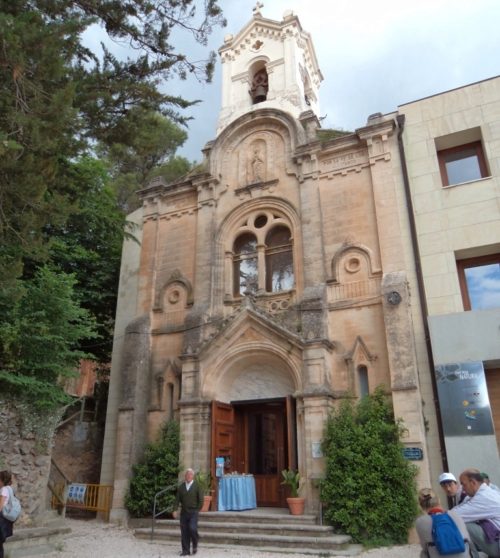 Ermita de Font Roja de la Virgen de los Lirios de Alcoy