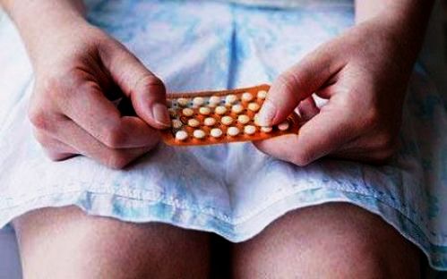adolescente con anticonceptivos