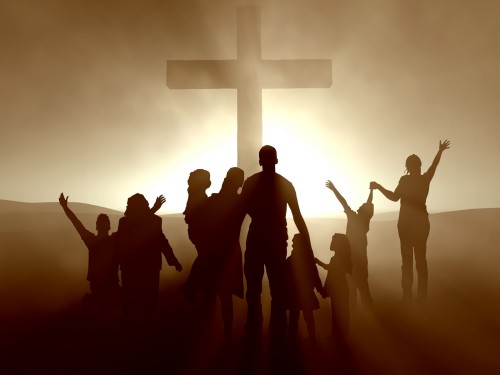 cristianos y una cruz