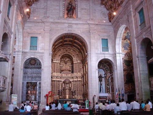 interior de la catedral de el salvador baia