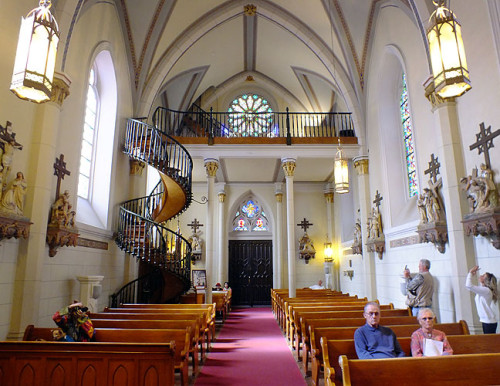 capilla de loreto con la escalera atras