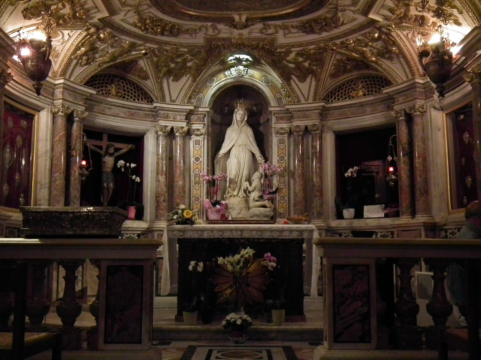 Nuestra Señora de la Misericordia de Savona, aparición Contra el Protestantismo, Italia (18 mar)