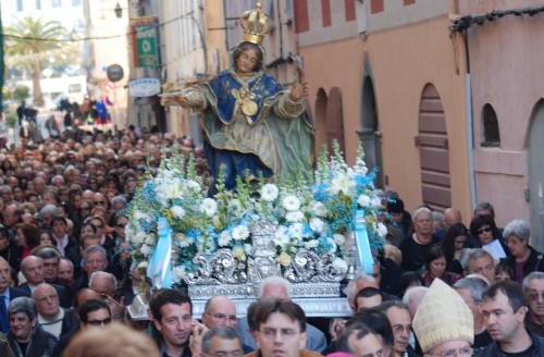 procesion maduniccia