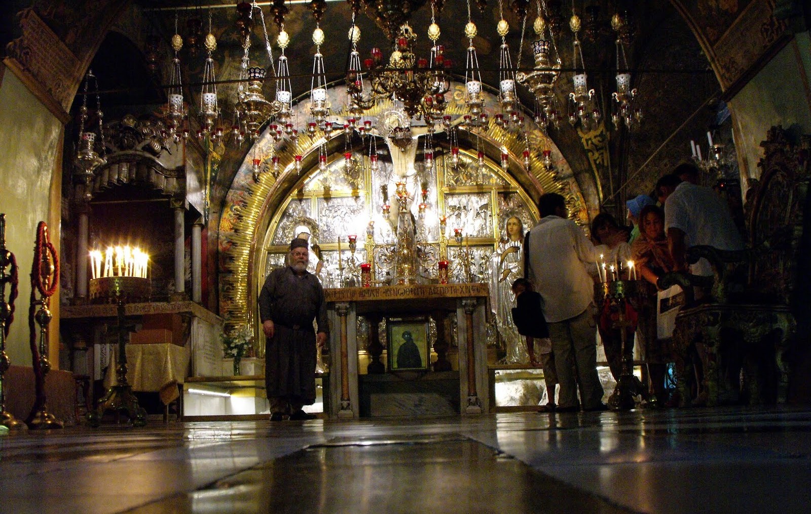 El Santo Sepulcro, donde está el sitio de la Crucifixión de Jesús