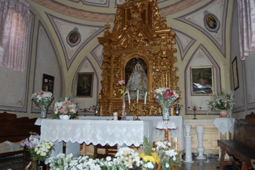 interno ermita virgen de las cruces el guijo