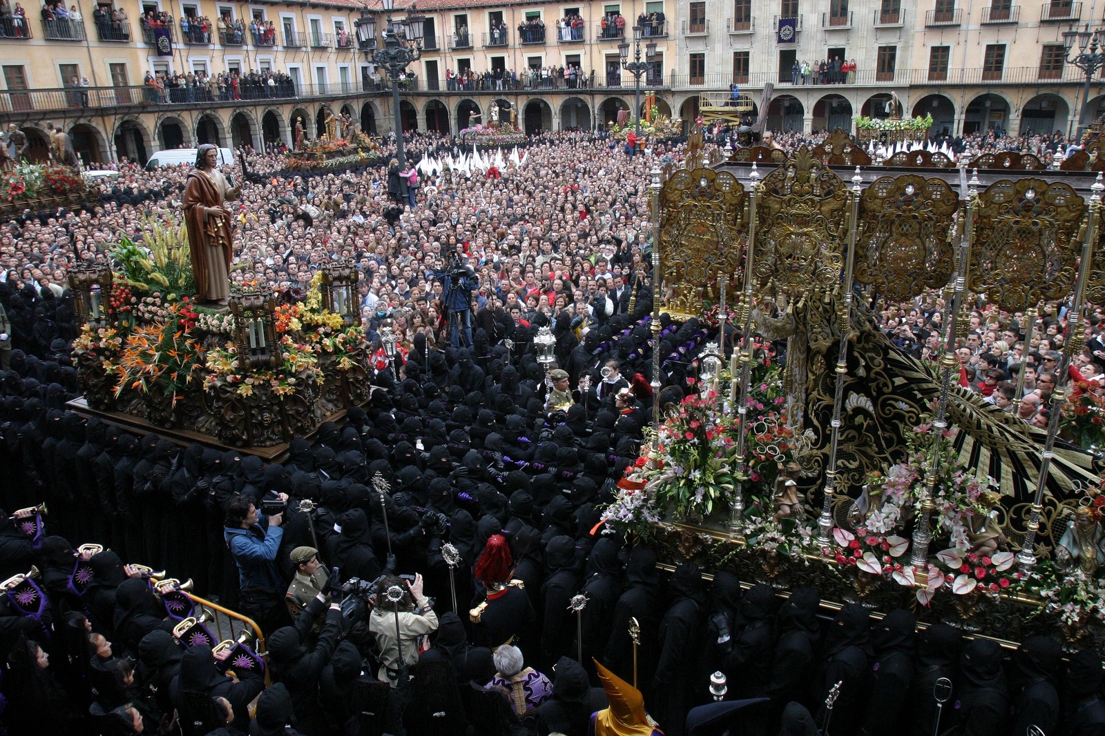 Los Riquísimos Eventos Españoles de Semana Santa, para Disfrutarlos de verdad