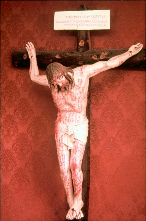 verdadera posicion de la crucificcion de jesus