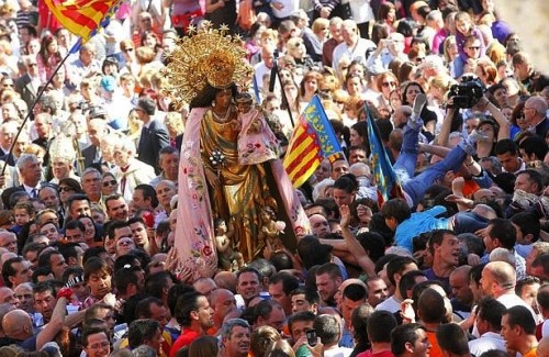 procesion de virgen de los desamparados de valencia