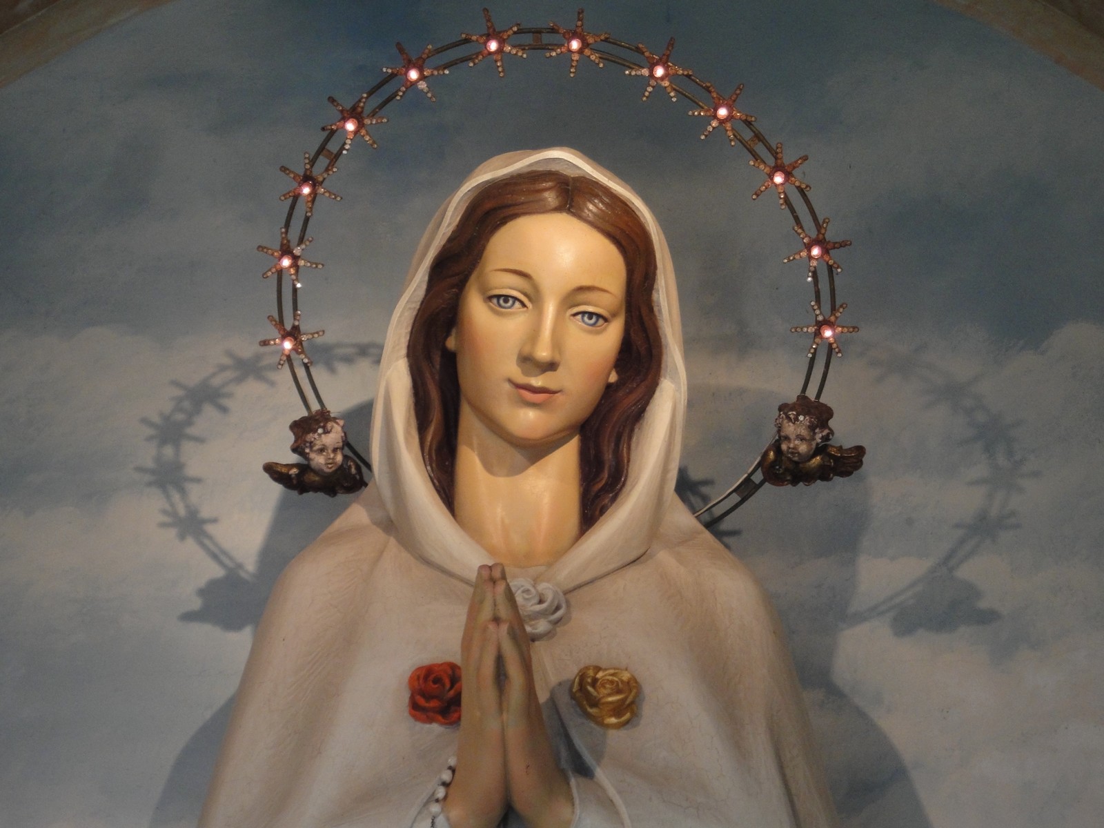 Rosa Mystica de Tver, Imagen de Alemania Llora en Iglesia Ortodoxa, Rusia (22 jul)