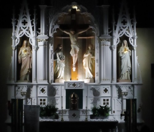 tabernaculo-de-cristo-en-rianjo