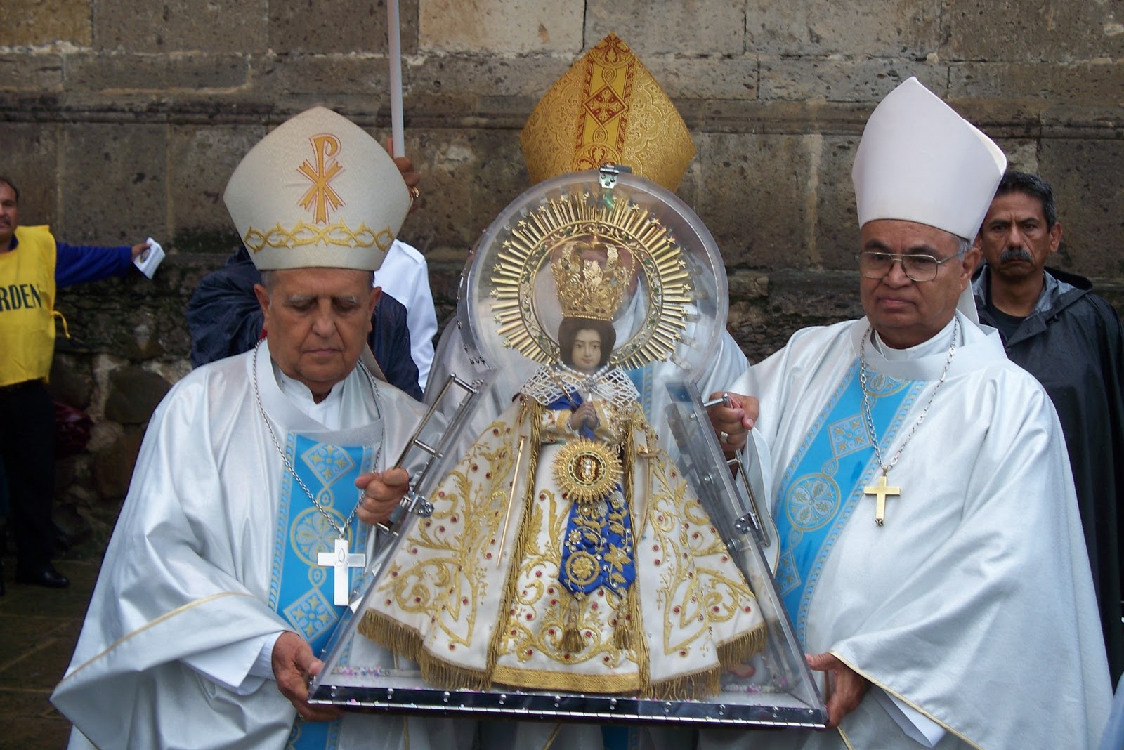 Nuestra Señora de Zapopan, la Pacificadora, México (12 oct, 18 dic, 18 ene)