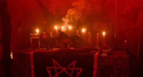 altar satanico