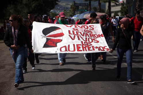 apoyo a los 43 estudiantes desparecidos en mexico