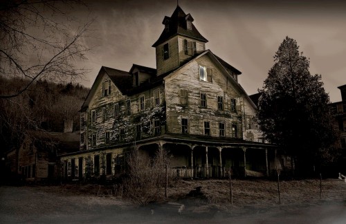 casa embrujada fondo