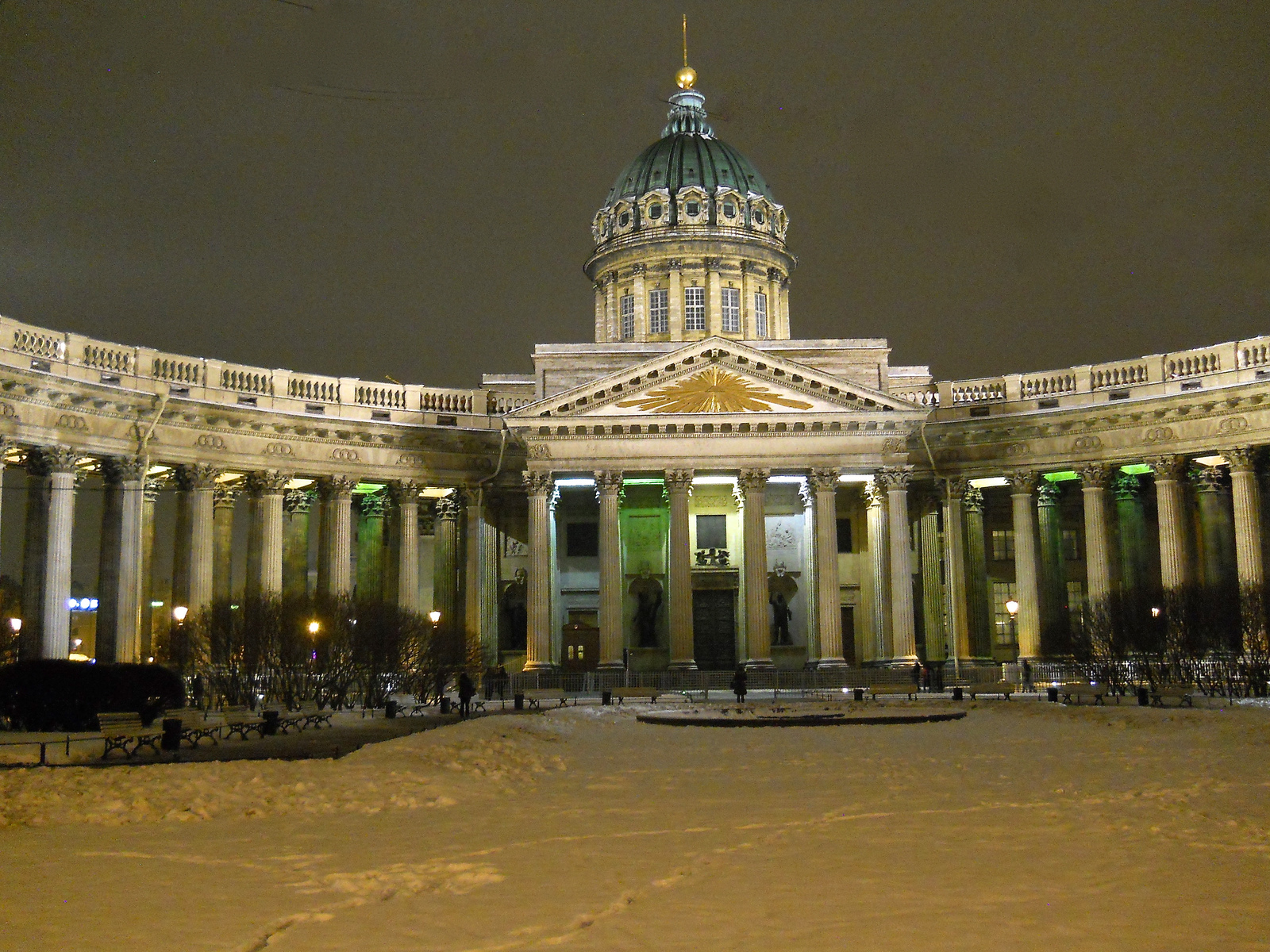 Una visita por las Catedrales de Nuestra Señora de Kazán, en Moscú y San Petersburgo