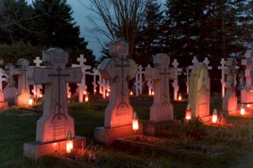 oracion por los muertos en cementerio