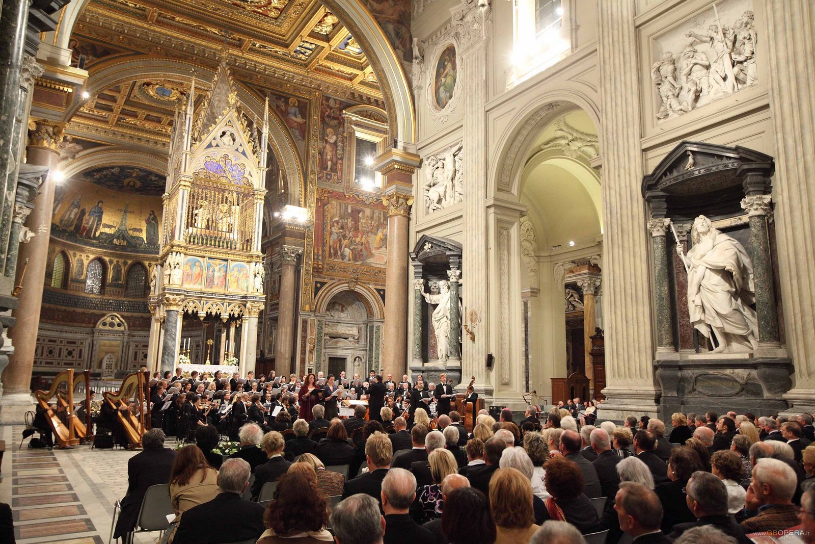 Dedicación de la Basílica San Juan de Letran de Roma, Italia (9 nov)