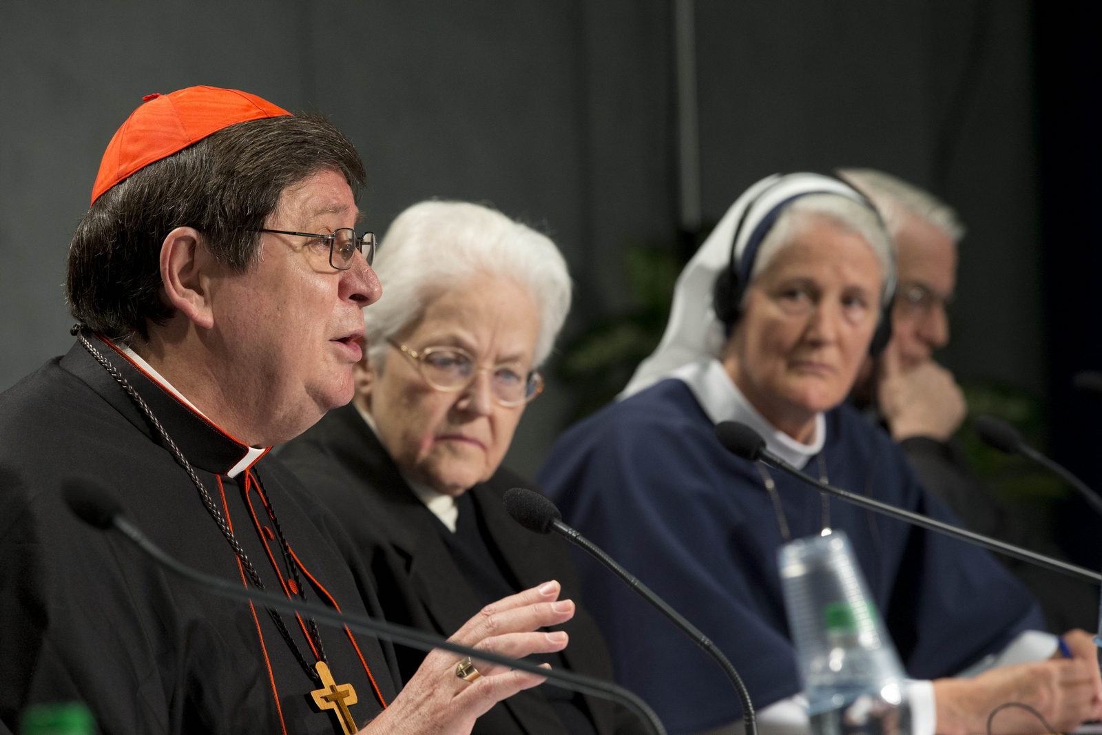Informe Vaticano ante las herejías de las religiosas norteamericanas
