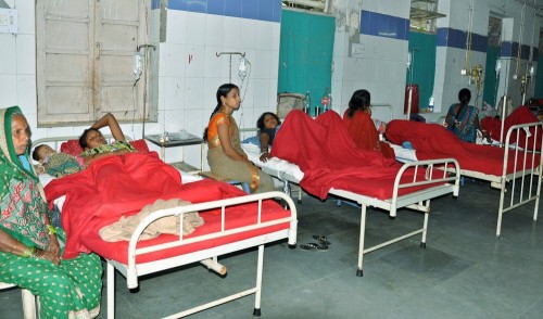 camas de hospital con esterilizadas en la india