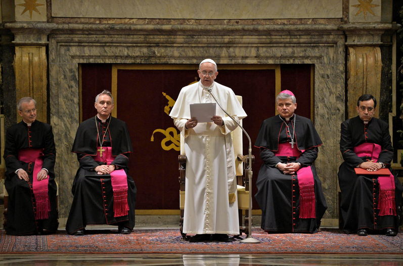 ¿Por qué el Papa ‘cargó las tintas’ sobre las enfermedades de la curia romana en el saludo de Navidad?