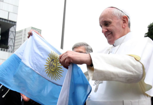 papa con bandera argentina