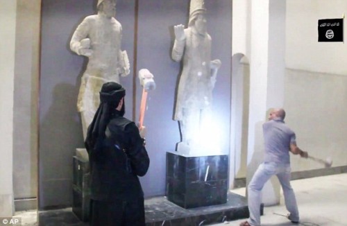 isis detruye el museo de mosul