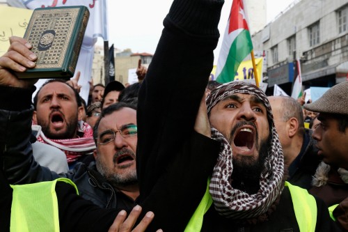musulmanes protestando en europa