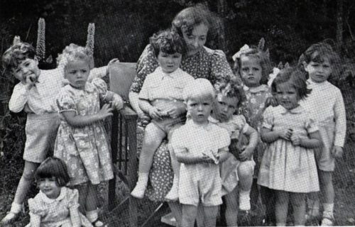 Dorothy Kerin y sus hijos adoptados