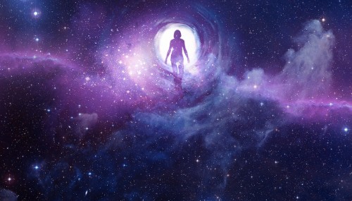 imagen de mujer entrando en las galaxias fondo