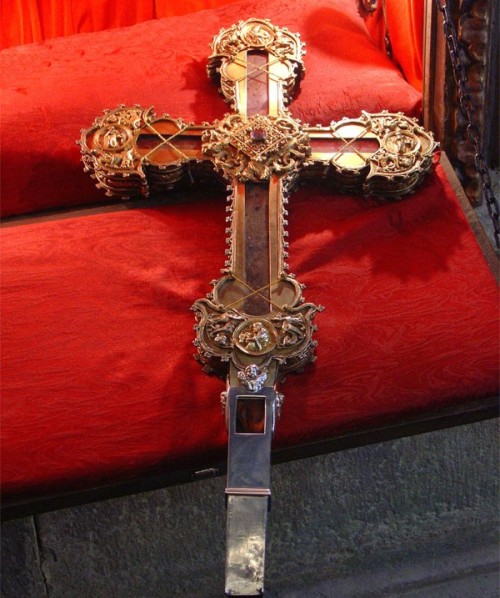 Lignum Crucis del Monasterio de Santo Toribio de Liébana