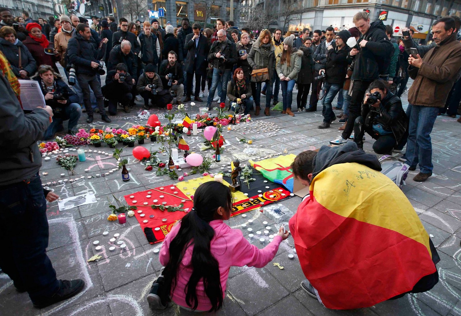 ¿Los Ataques Terroristas en Europa están Cambiando su Sensibilidad hacia los MUSULMANES?…