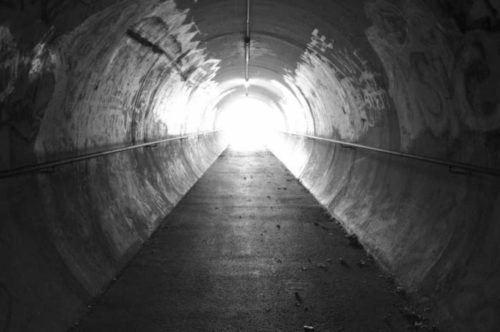 el tunel hacia la otra vida