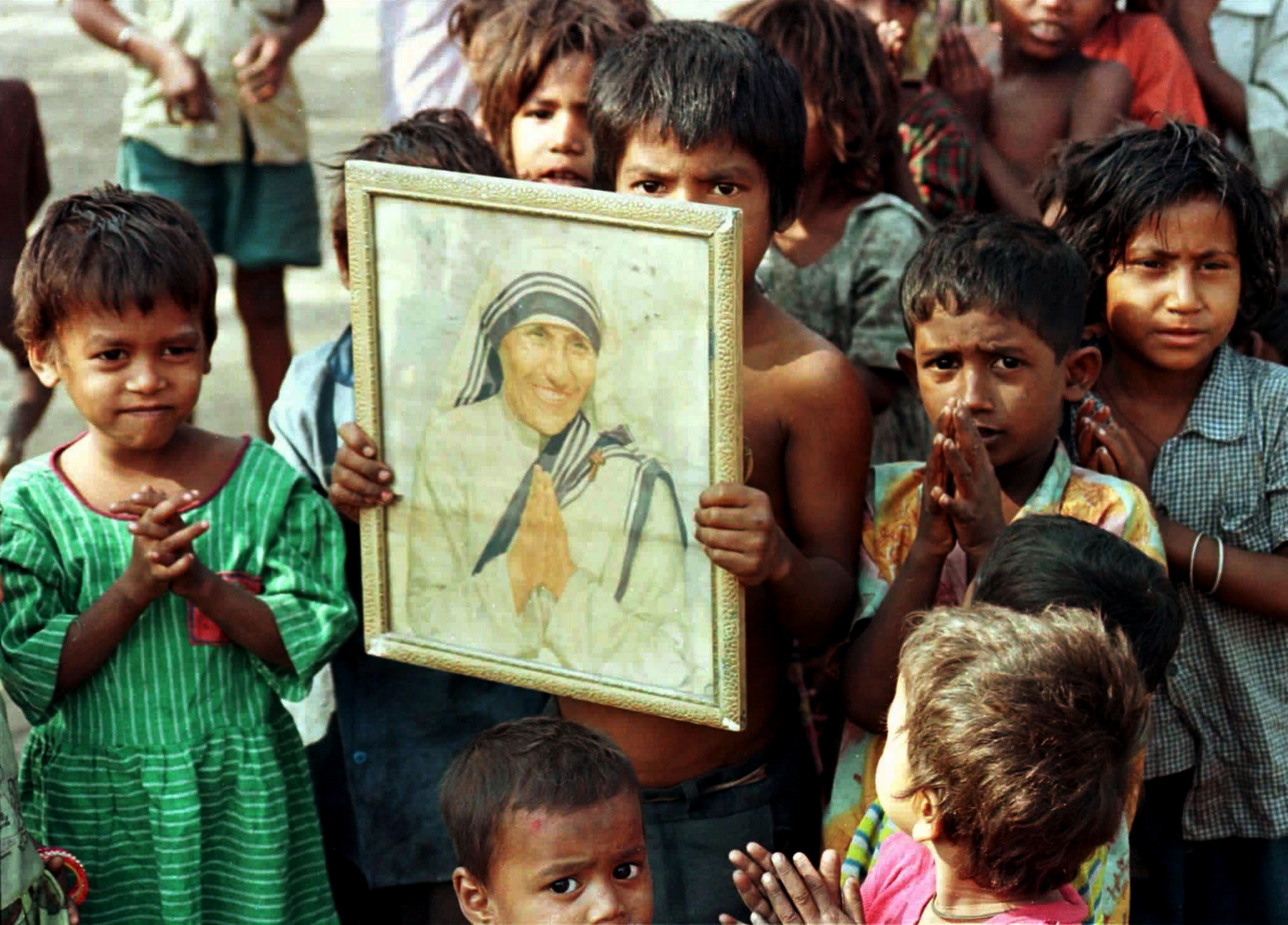 Dos Impresionantes Operaciones Secretas de la Madre Teresa de Calcuta