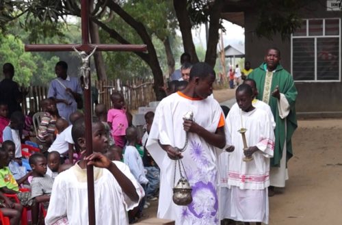 misa catolica en africa
