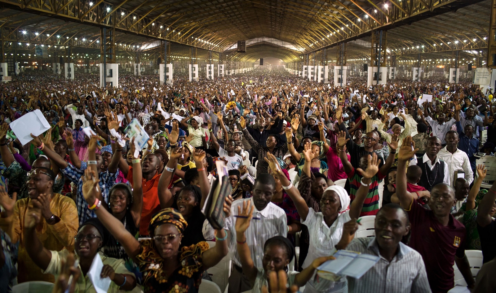 Por qué los Occidentales debemos Mirar con Atención al Cristianismo en África