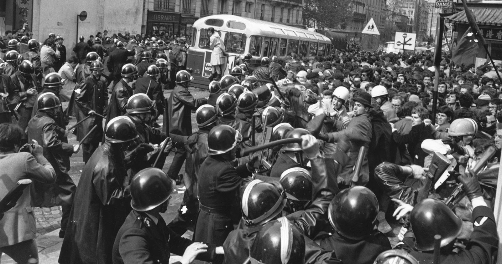 Cómo se Gestó la Gran Revolución Anticristiana del Mayo de París de 1968