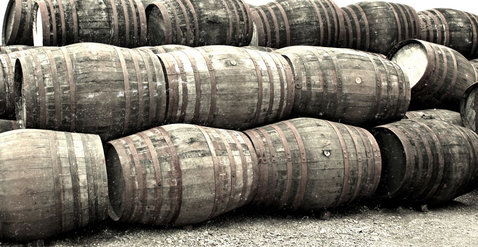 Mira cómo el Whisky fue desarrollado por Monjes católicos Medievales