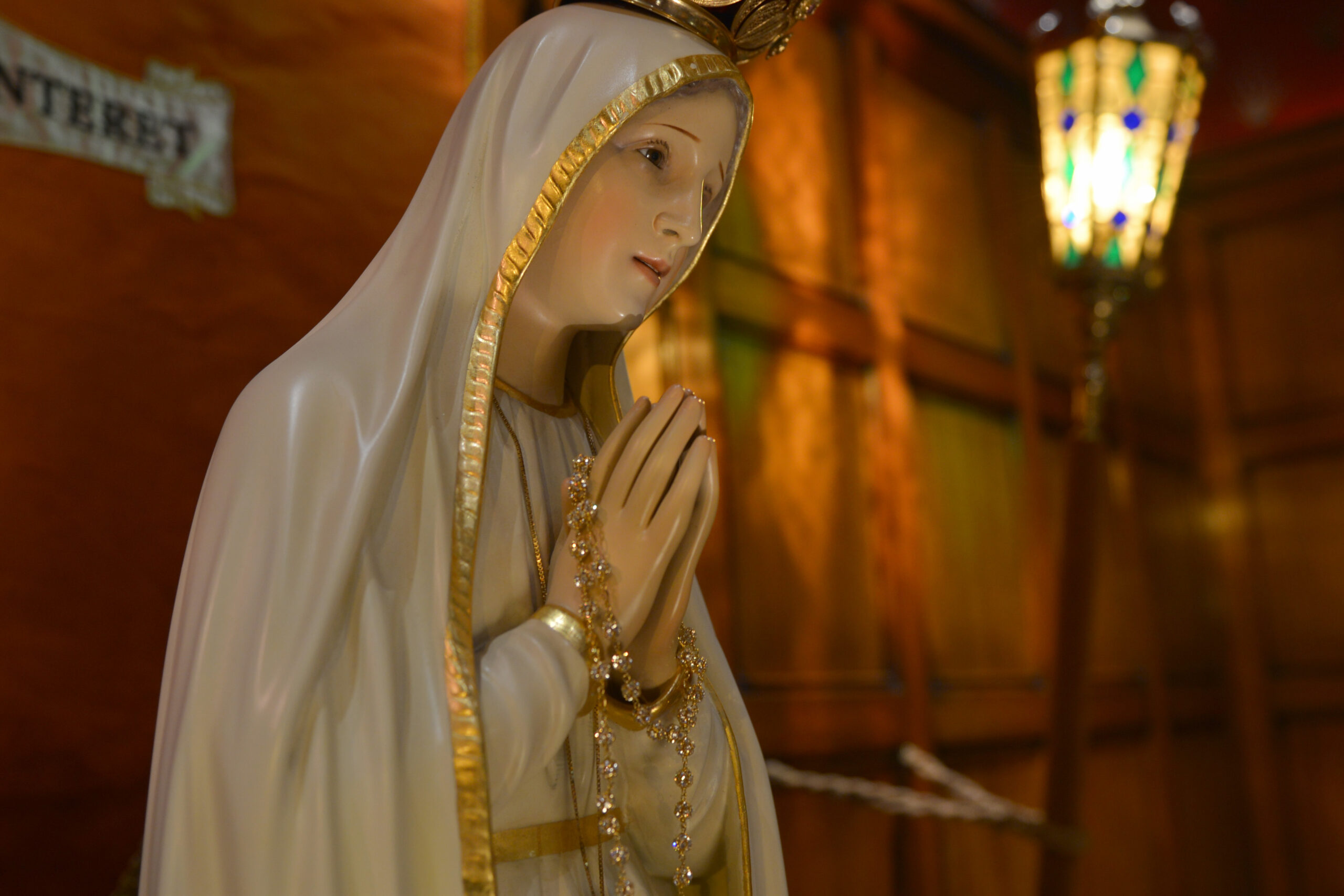 Las Revelaciones Censuradas de Sor Lucía de Fátima sobre la Apostasía en la Iglesia