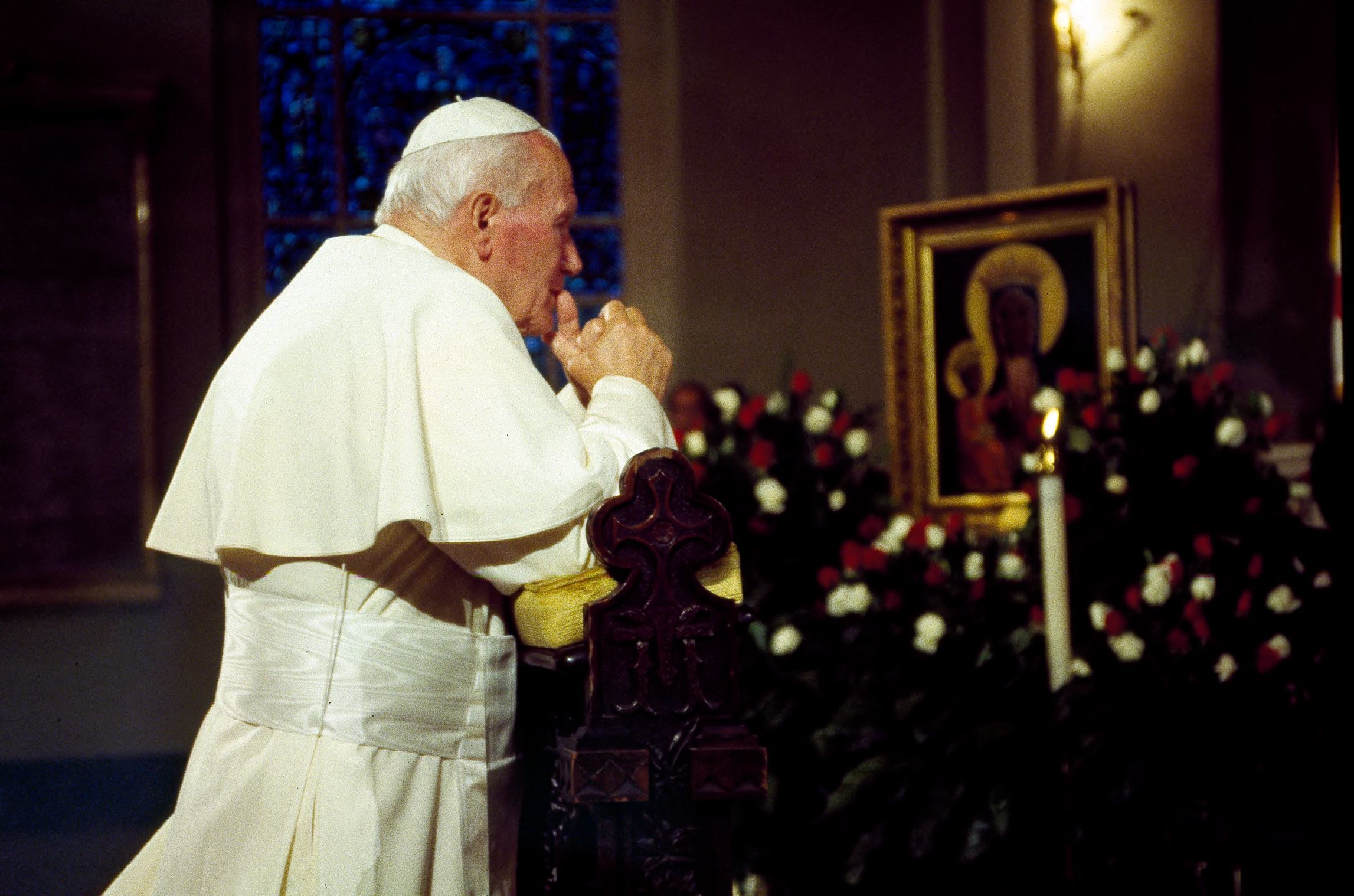 Los Asombrosos Encuentros Sobrenaturales de Juan Pablo II con la Virgen María [y sus Profecías]